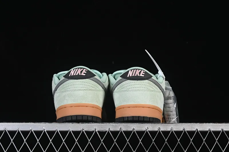 All categories Nk SB Dunk series Nk SB Dunk Low low-top sneakers Nike SB Dunk Low "Verdugo Mountain" mint green SB low-top casual sneakers HQ1626-300